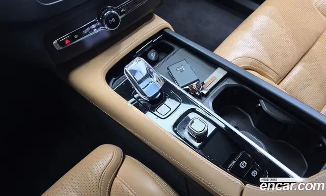 Volvo XC90 2023 2.0 автомат (гидро), миниатюра 12