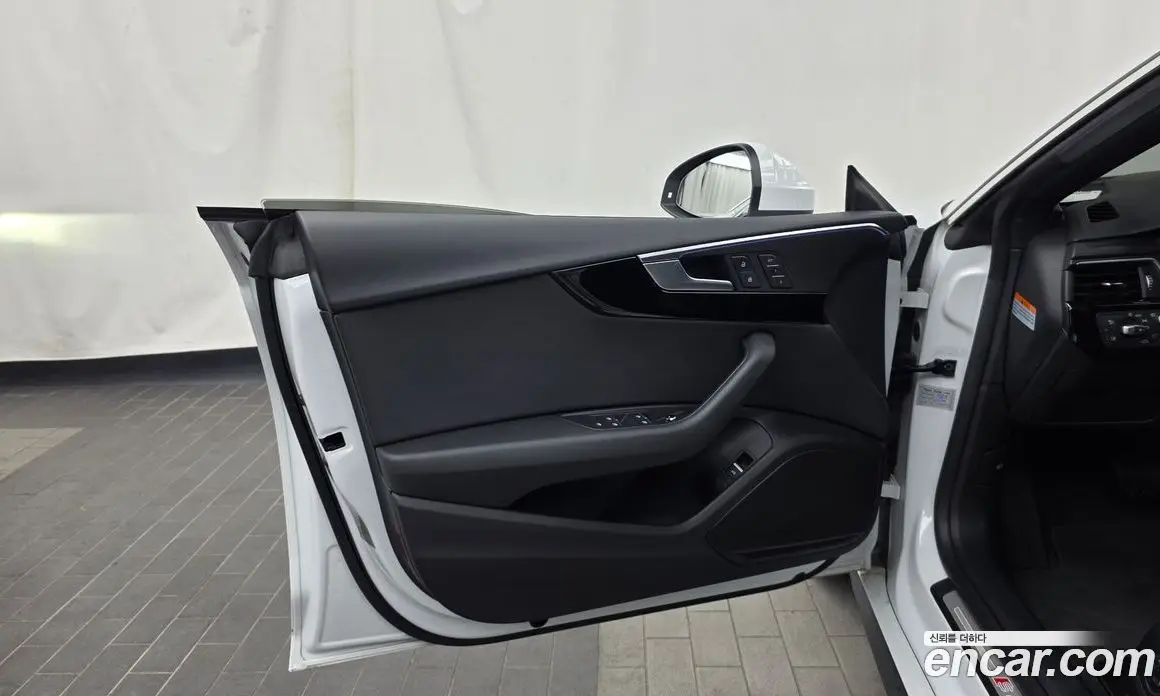 Audi A5 2019 2.0 автомат (гидро), фото 14