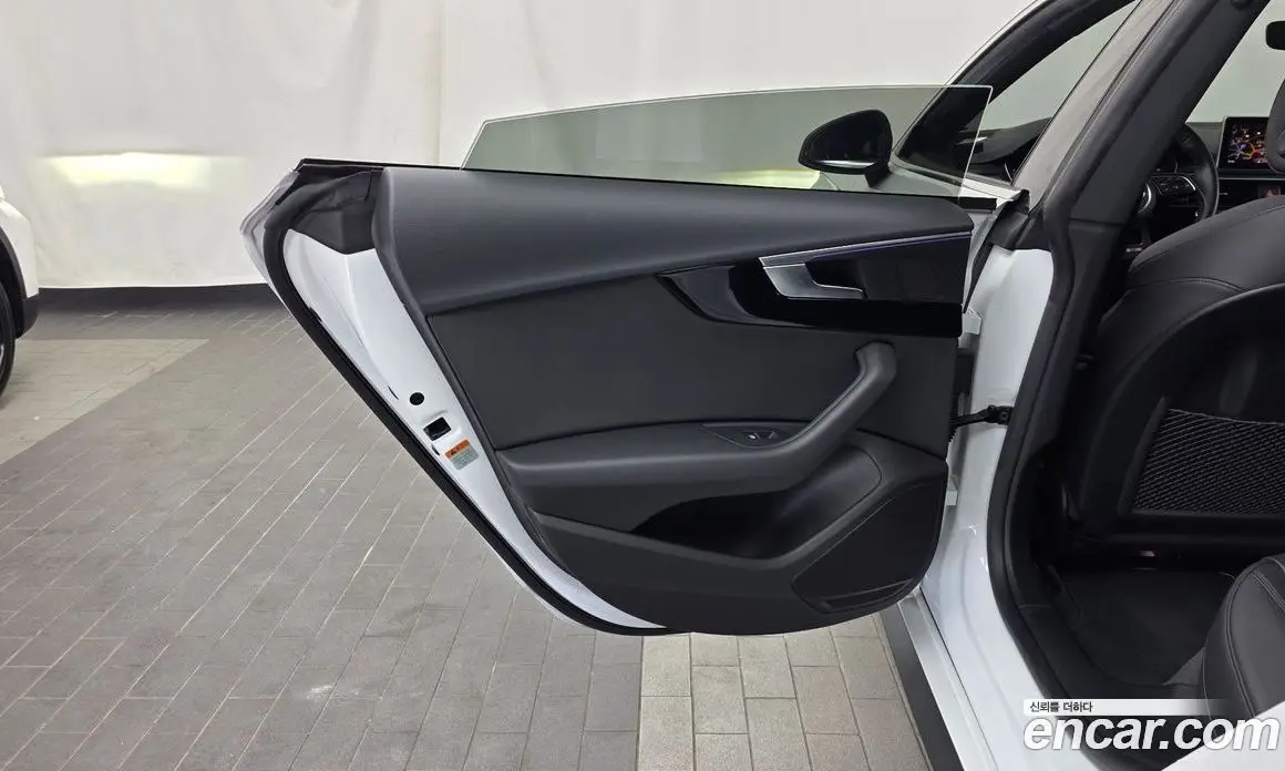 Audi A5 2019 2.0 автомат (гидро), фото 15
