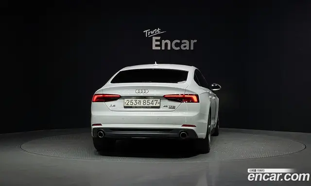 Audi A5 2019 2.0 автомат (гидро), миниатюра 4