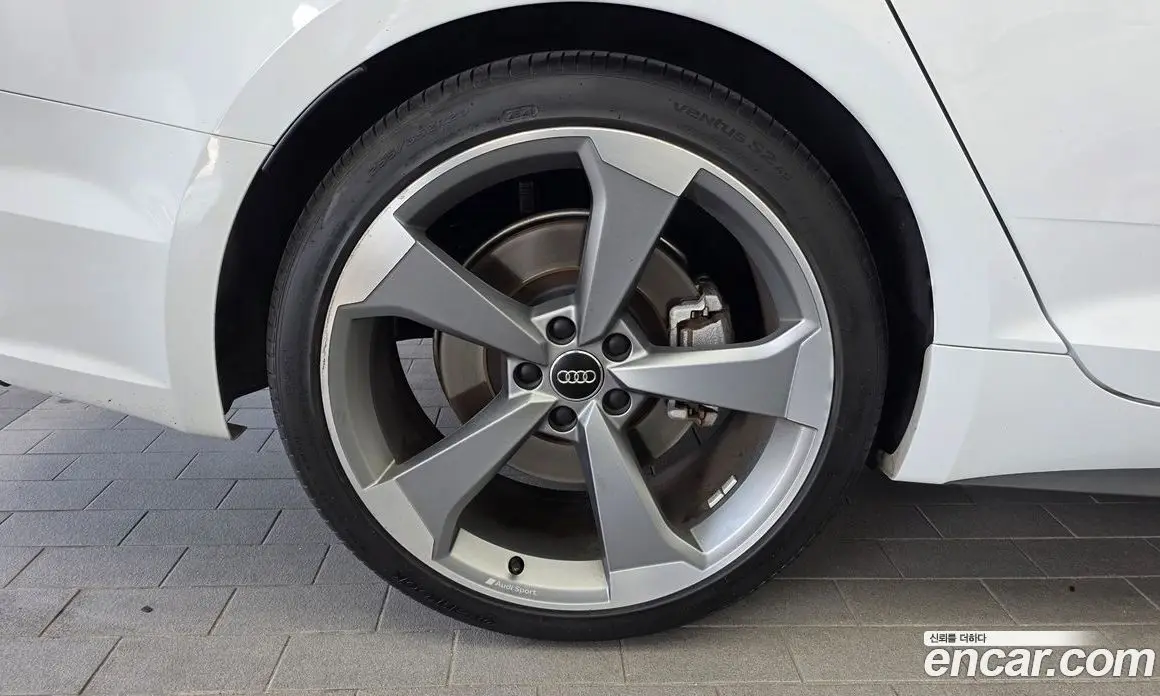 Audi A5 2019 2.0 автомат (гидро), фото 5
