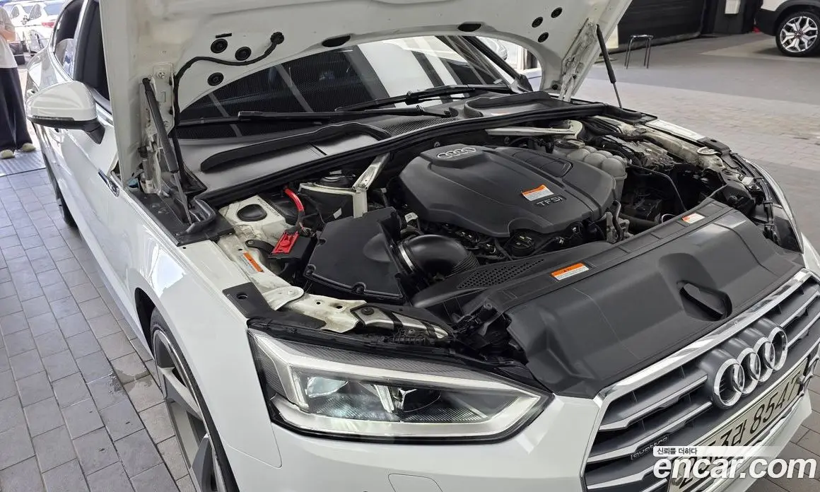 Audi A5 2019 2.0 автомат (гидро), фото 6