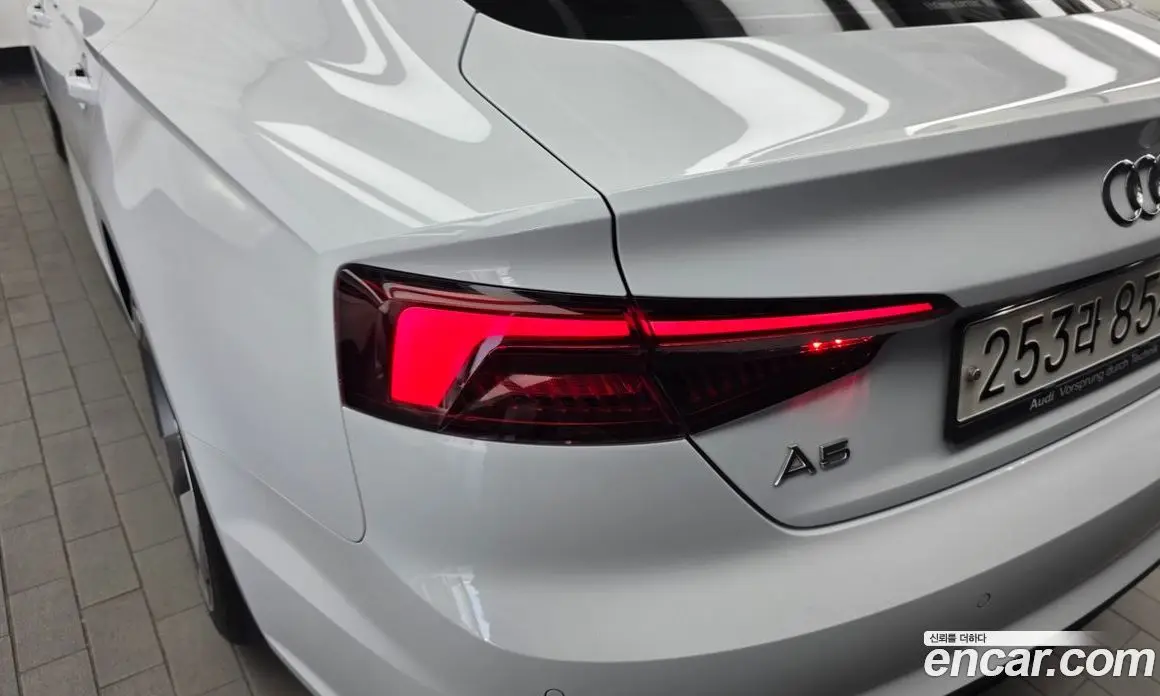 Audi A5 2019 2.0 автомат (гидро), фото 9