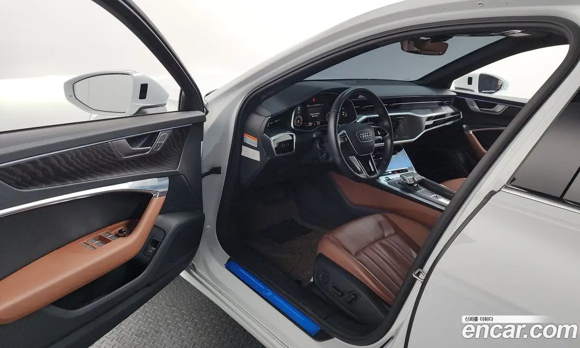 Audi A6 2021 2.0 автомат (гидро), фото 13