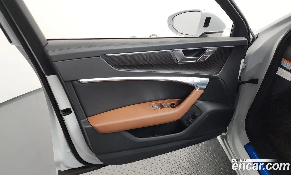 Audi A6 2021 2.0 автомат (гидро), фото 14