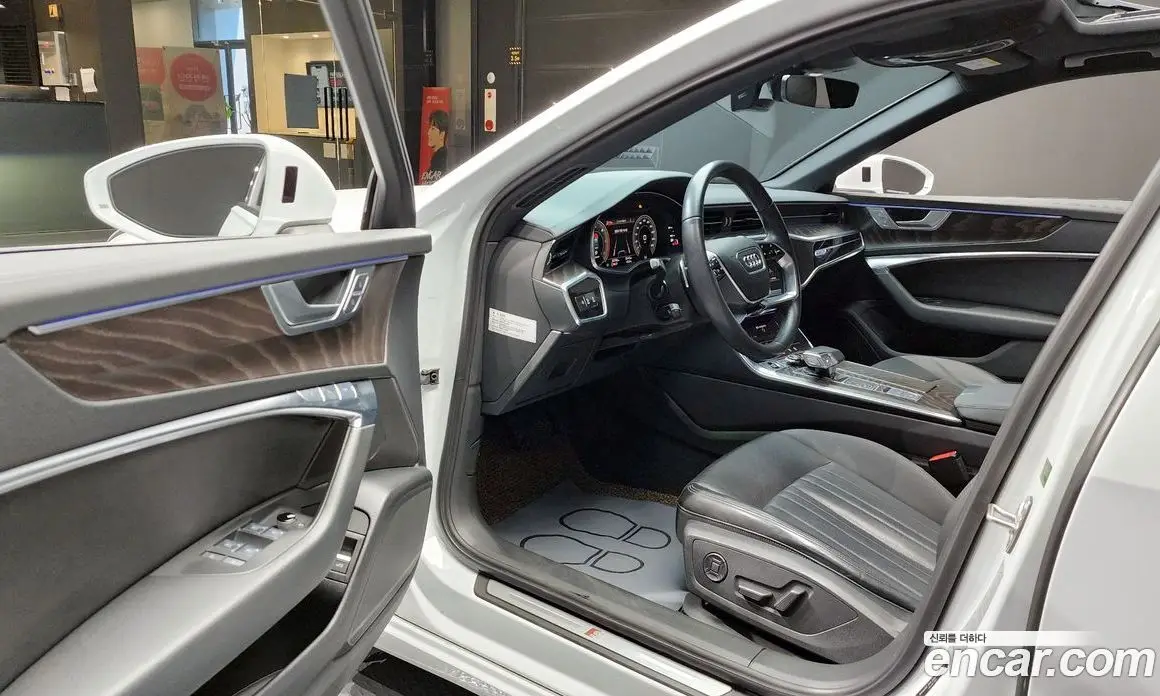Audi A6 2022 2.0 автомат (гидро), фото 13