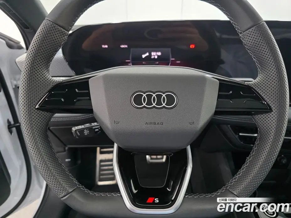 Audi A6 e-tron 2025 0.2 автомат (гидро), фото 11