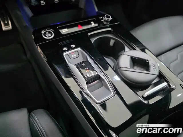 Audi A6 e-tron 2025 0.2 автомат (гидро), миниатюра 9