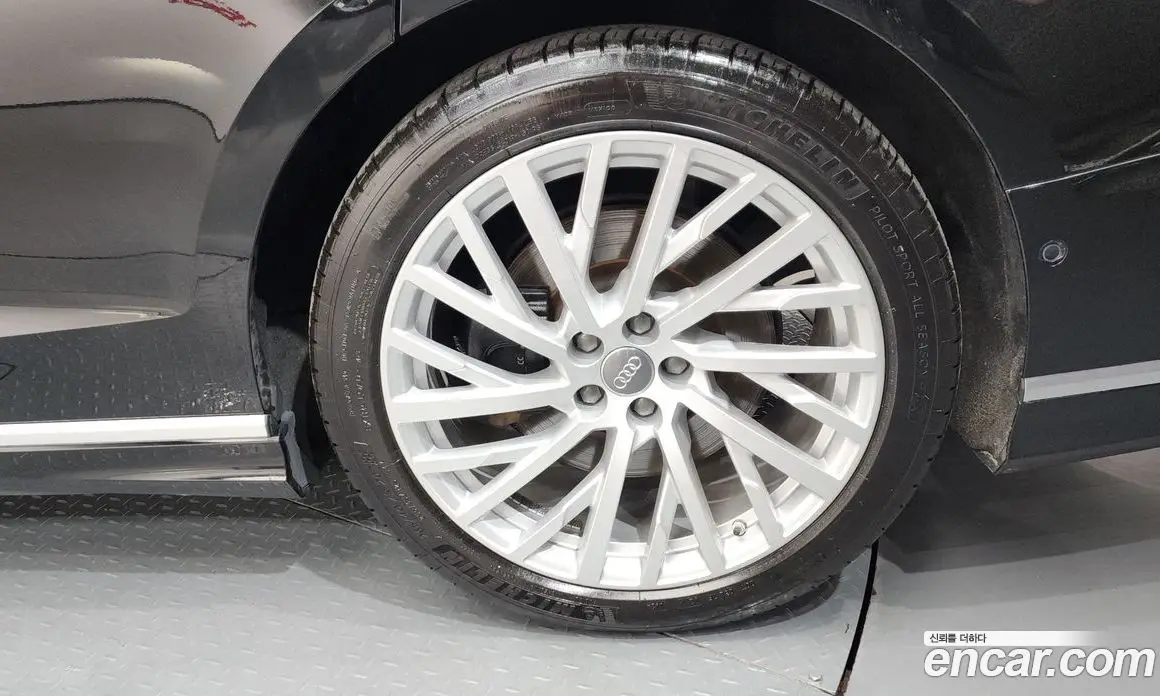Audi A8 2019 3.0 автомат (гидро), фото 6 Audi A8 2019 3.0 автомат (гидро), фото 6