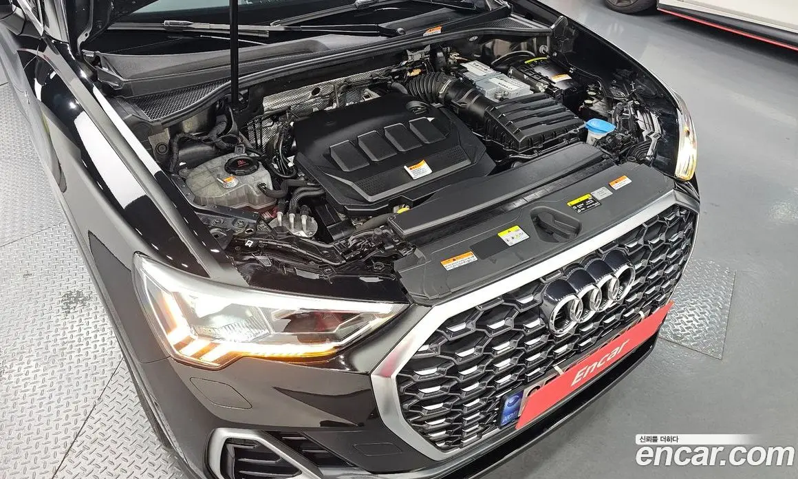 Audi Q3 2022 2.0 автомат (гидро), фото 5
