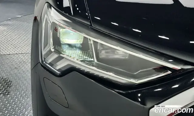 Audi Q3 2022 2.0 автомат (гидро), миниатюра 7
