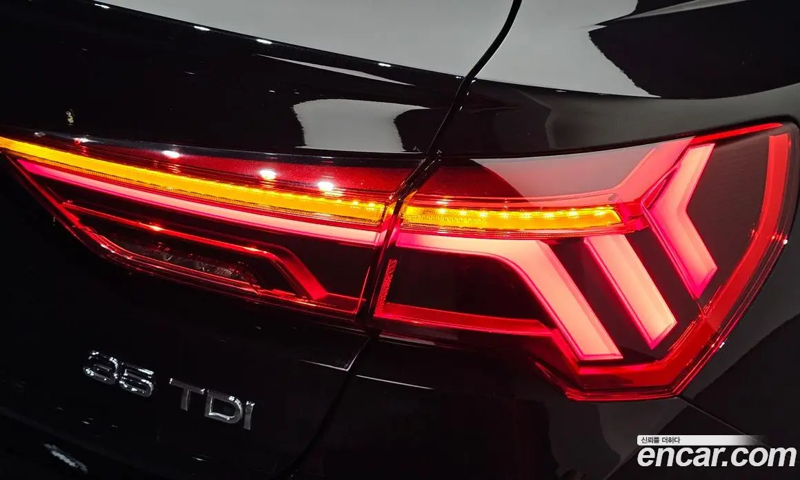 Audi Q3 2022 2.0 автомат (гидро), фото 8