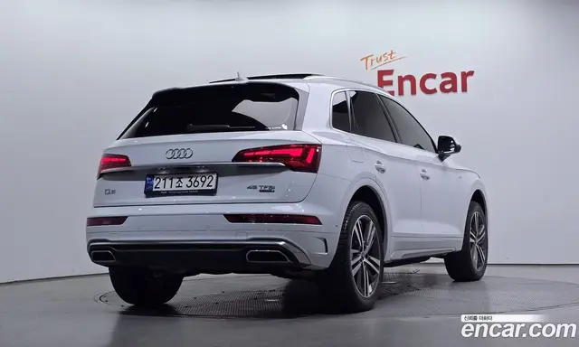 Audi Q5 2021 2.0 автомат (гидро), миниатюра 2