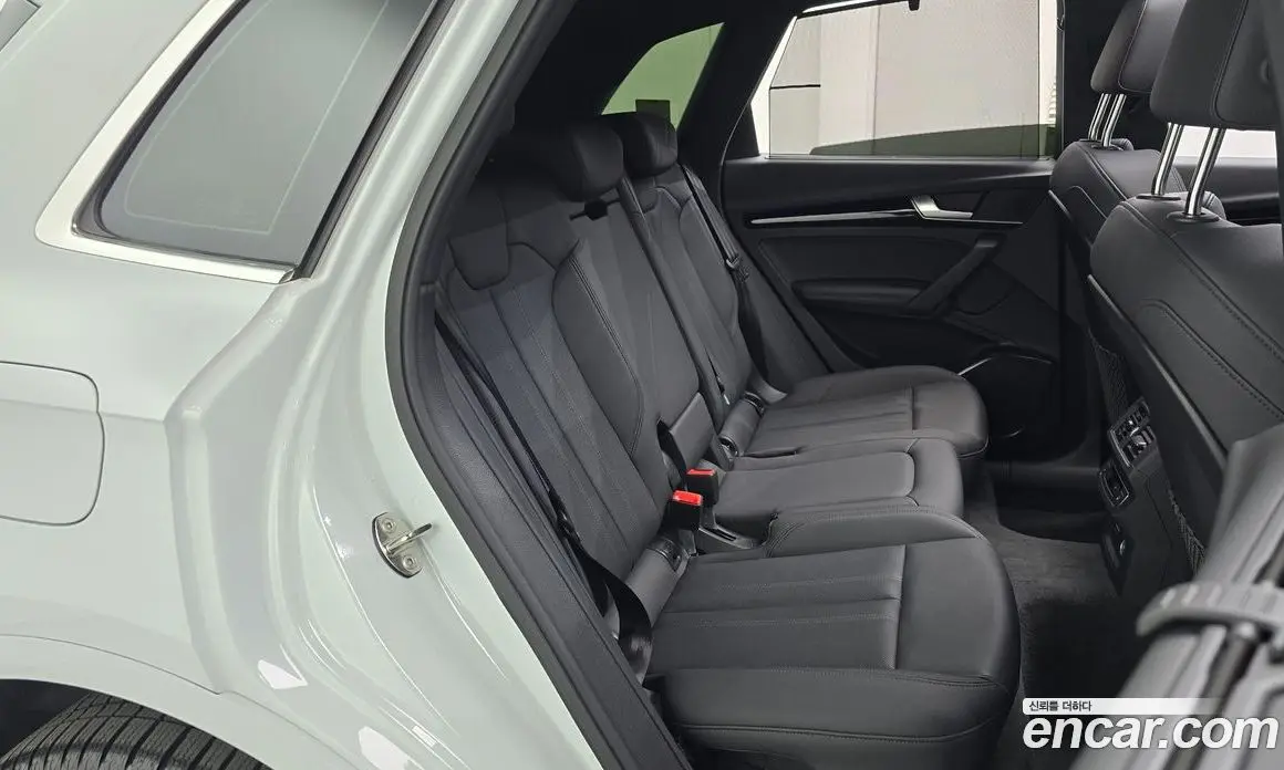 Audi Q5 2021 2.0 автомат (гидро), фото 17