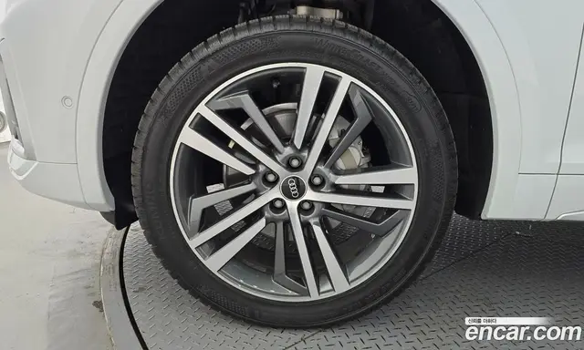 Audi Q5 2021 2.0 автомат (гидро), миниатюра 5