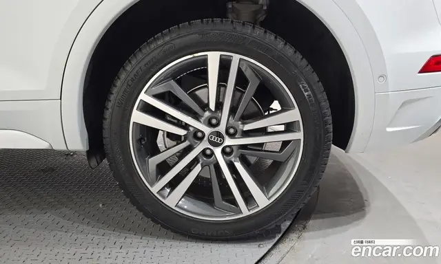 Audi Q5 2021 2.0 автомат (гидро), миниатюра 7