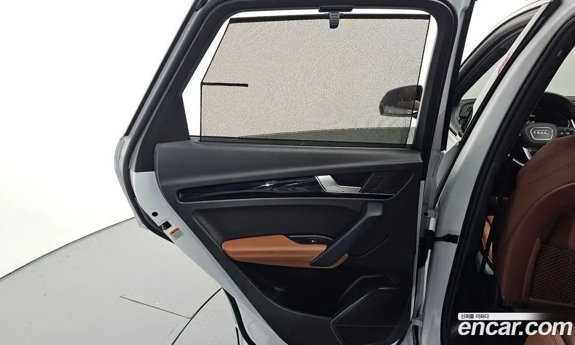 Audi Q5 2021 2.0 автомат (гидро), фото 15