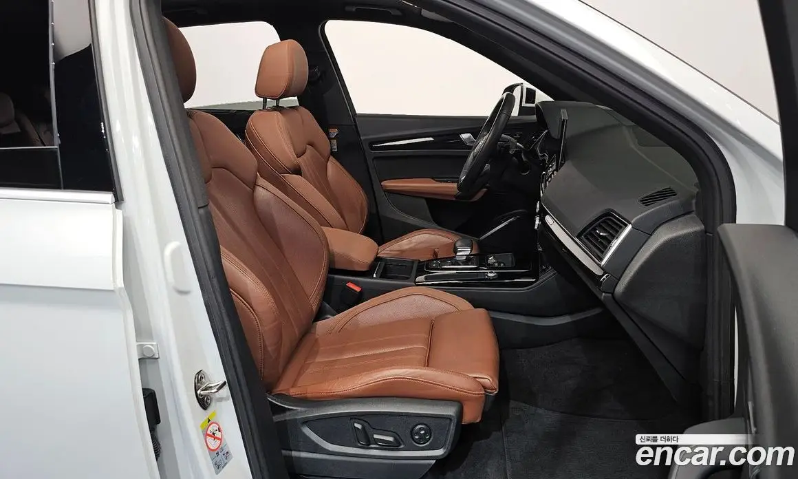 Audi Q5 2021 2.0 автомат (гидро), фото 16