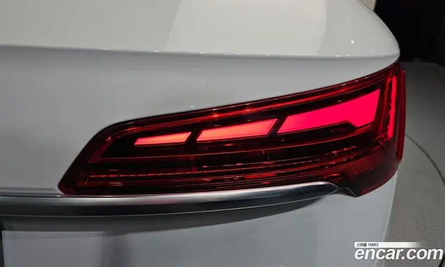 Audi Q5 2021 2.0 автомат (гидро), миниатюра 9