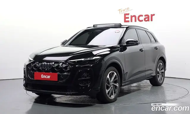 Audi Q5, 2025, 9 323 км