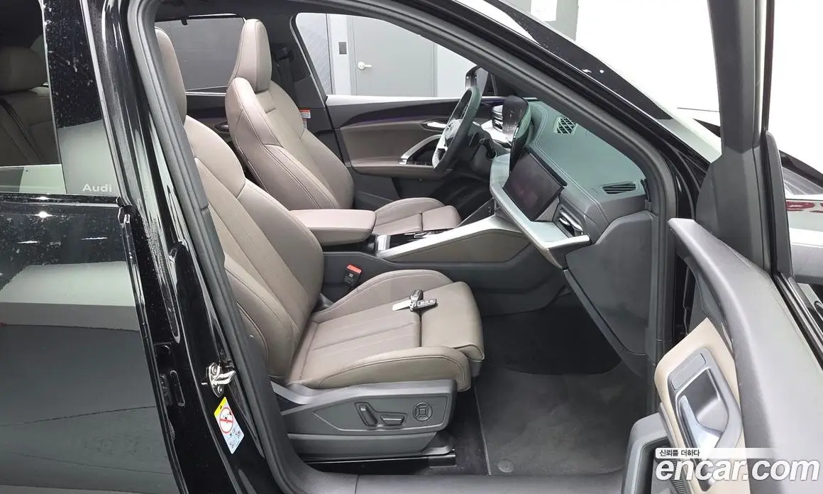Audi Q5 2025 2.0 автомат (гидро), фото 16 Audi Q5 2025 2.0 автомат (гидро), фото 16