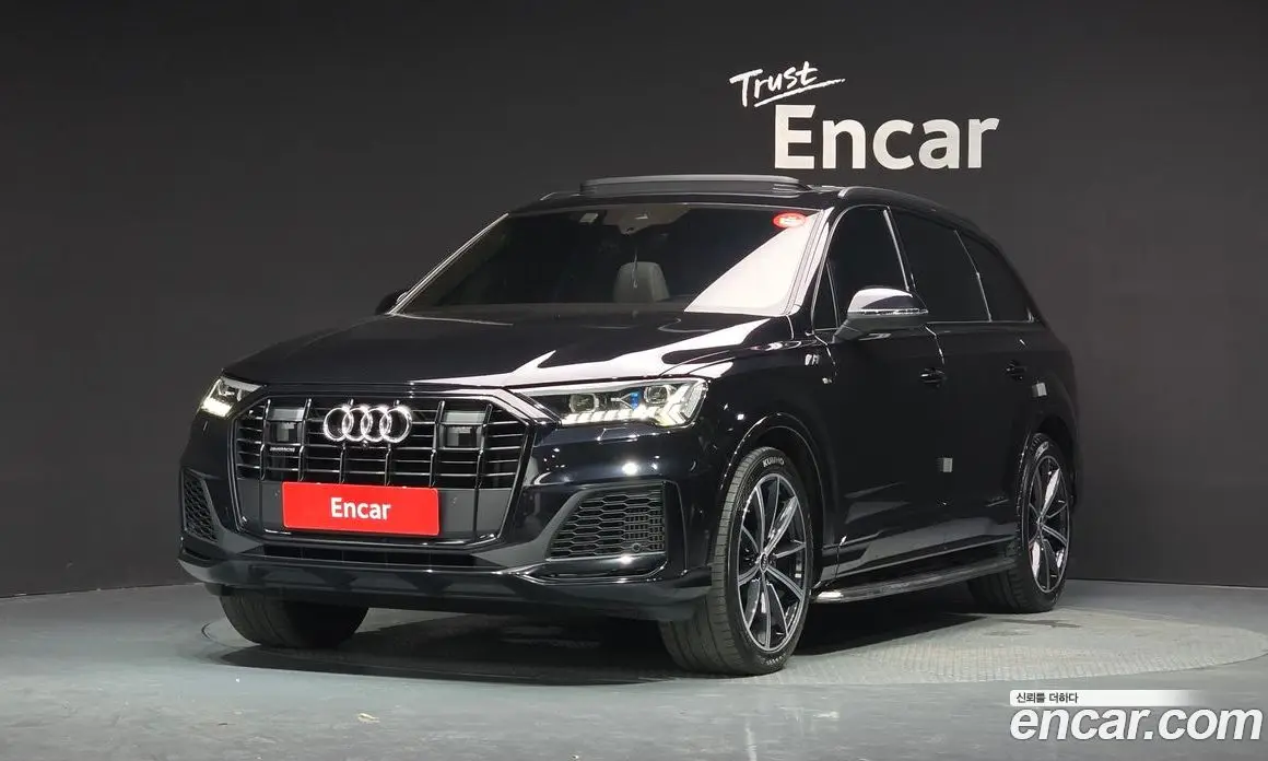Audi Q7 2021 3.0 автомат (гидро), фото 1 Audi Q7 2021 3.0 автомат (гидро), фото 1