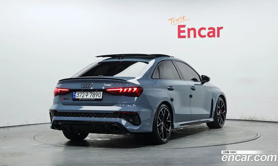 Audi RS3 2023 2.5 автомат (гидро), фото 2 Audi RS3 2023 2.5 автомат (гидро), фото 2