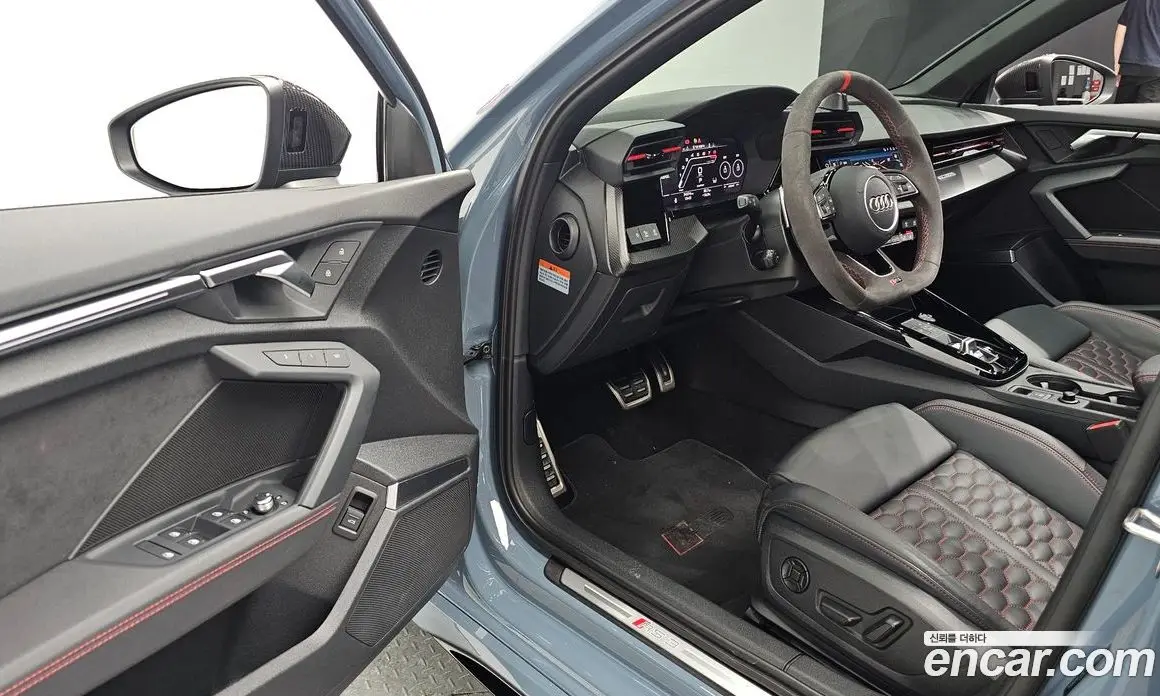 Audi RS3 2023 2.5 автомат (гидро), фото 17 Audi RS3 2023 2.5 автомат (гидро), фото 17