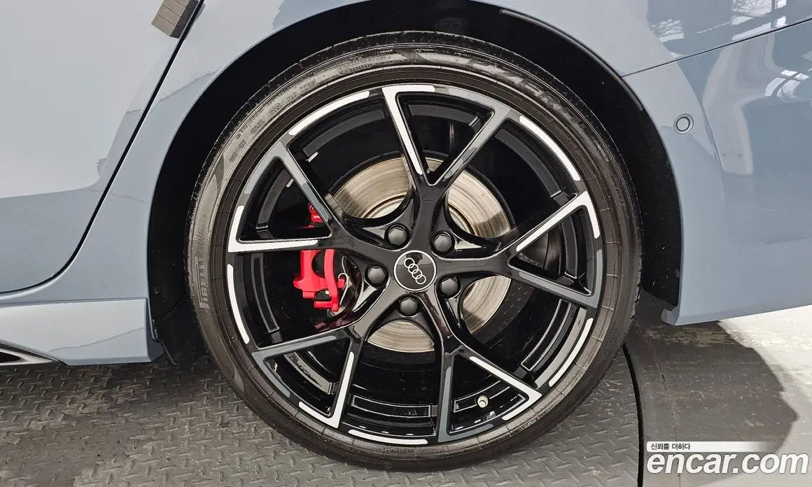 Audi RS3 2023 2.5 автомат (гидро), фото 7 Audi RS3 2023 2.5 автомат (гидро), фото 7