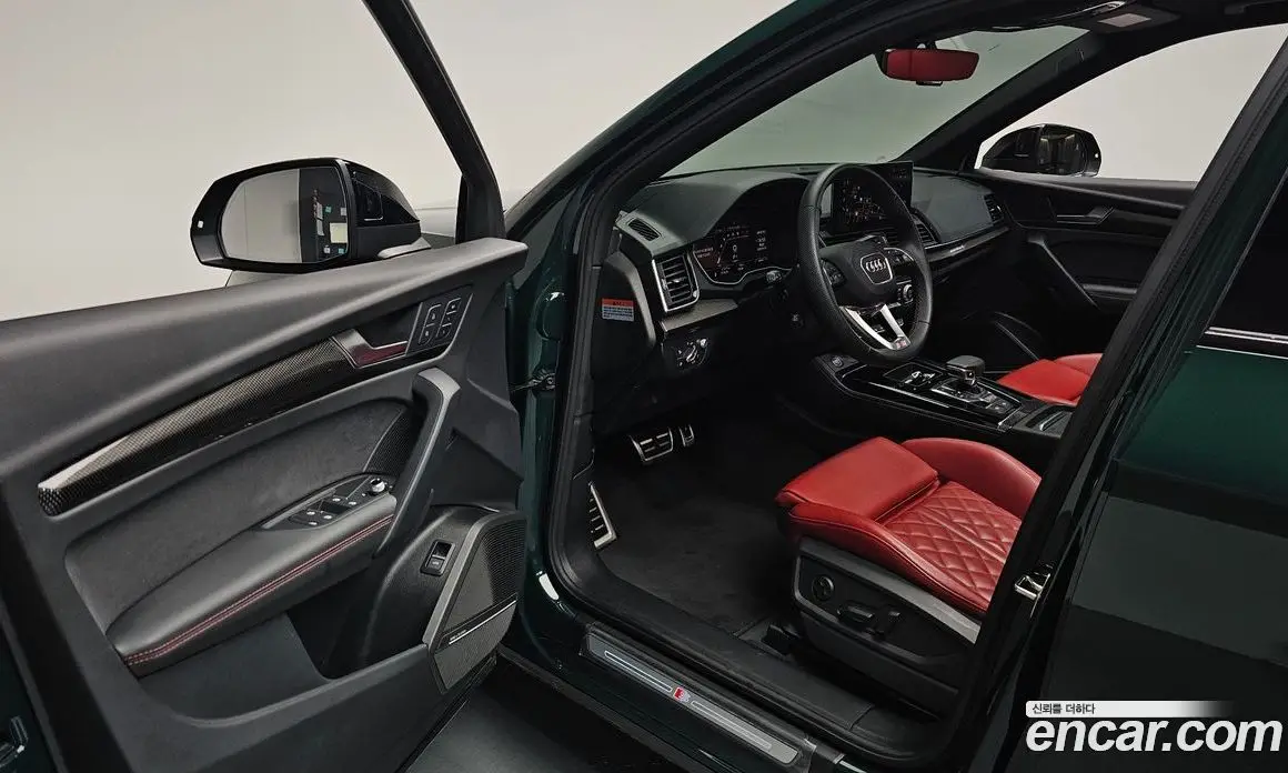 Audi SQ5 2023 3.0 автомат (гидро), фото 12