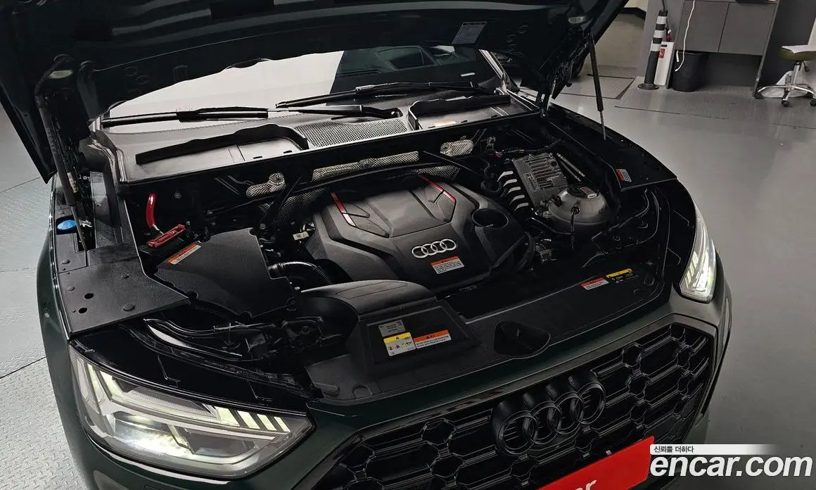 Audi SQ5 2023 3.0 автомат (гидро), фото 5