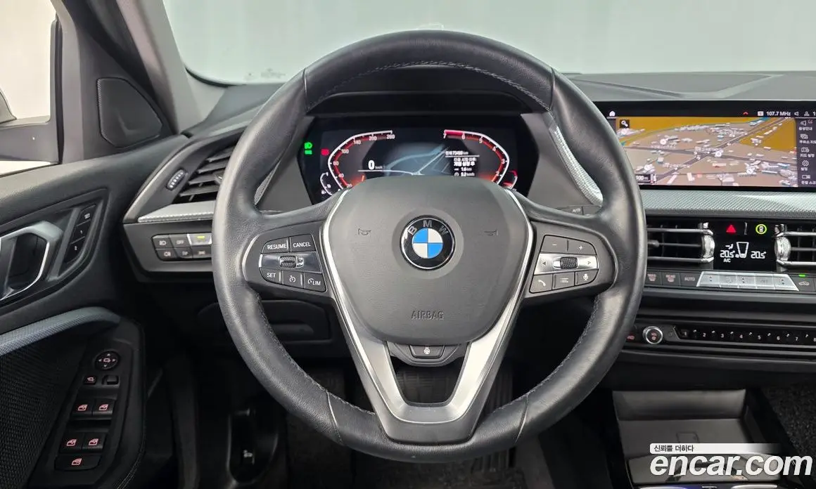 BMW 1 серия 2022 2.0 автомат (гидро), фото 18
