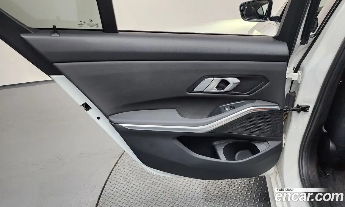 BMW 3 серия 2020 2.0 автомат (гидро), фото 15