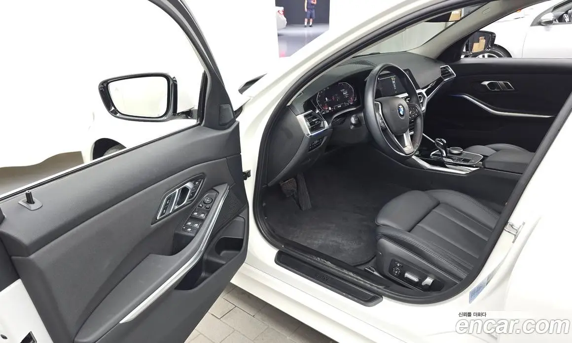BMW 3 серия 2021 2.0 автомат (гидро), фото 13 BMW 3 серия 2021 2.0 автомат (гидро), фото 13