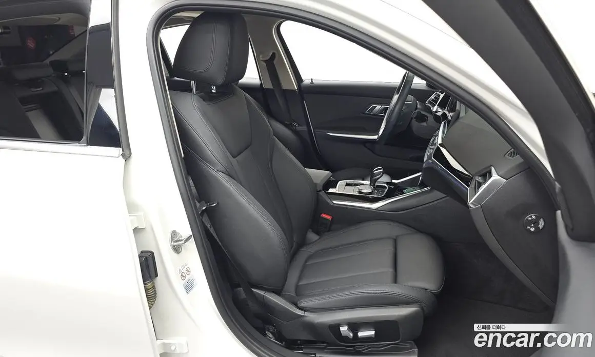 BMW 3 серия 2021 2.0 автомат (гидро), фото 16 BMW 3 серия 2021 2.0 автомат (гидро), фото 16
