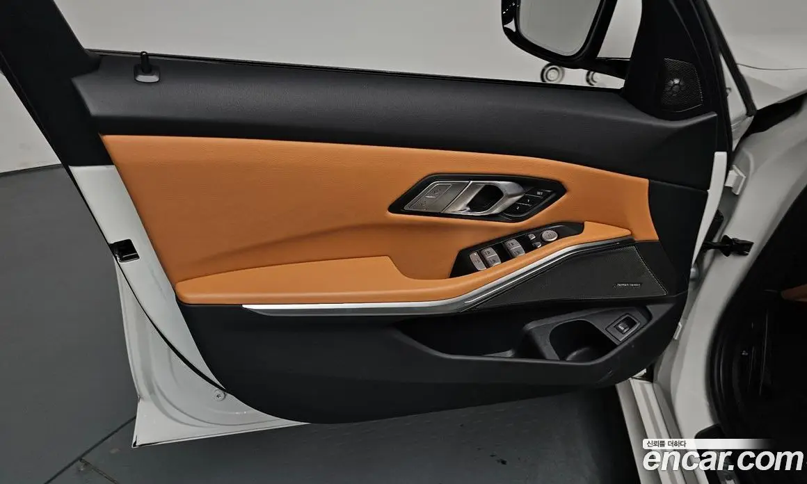 BMW 3 серия 2024 2.0 автомат (гидро), фото 13