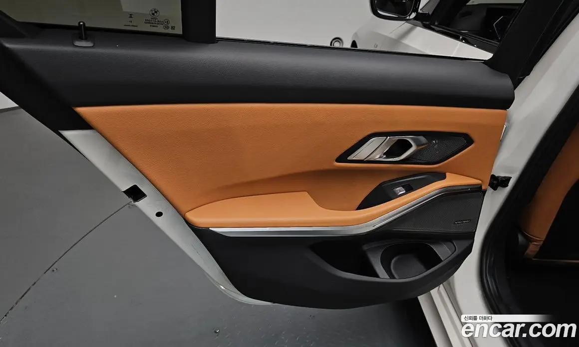 BMW 3 серия 2024 2.0 автомат (гидро), фото 14