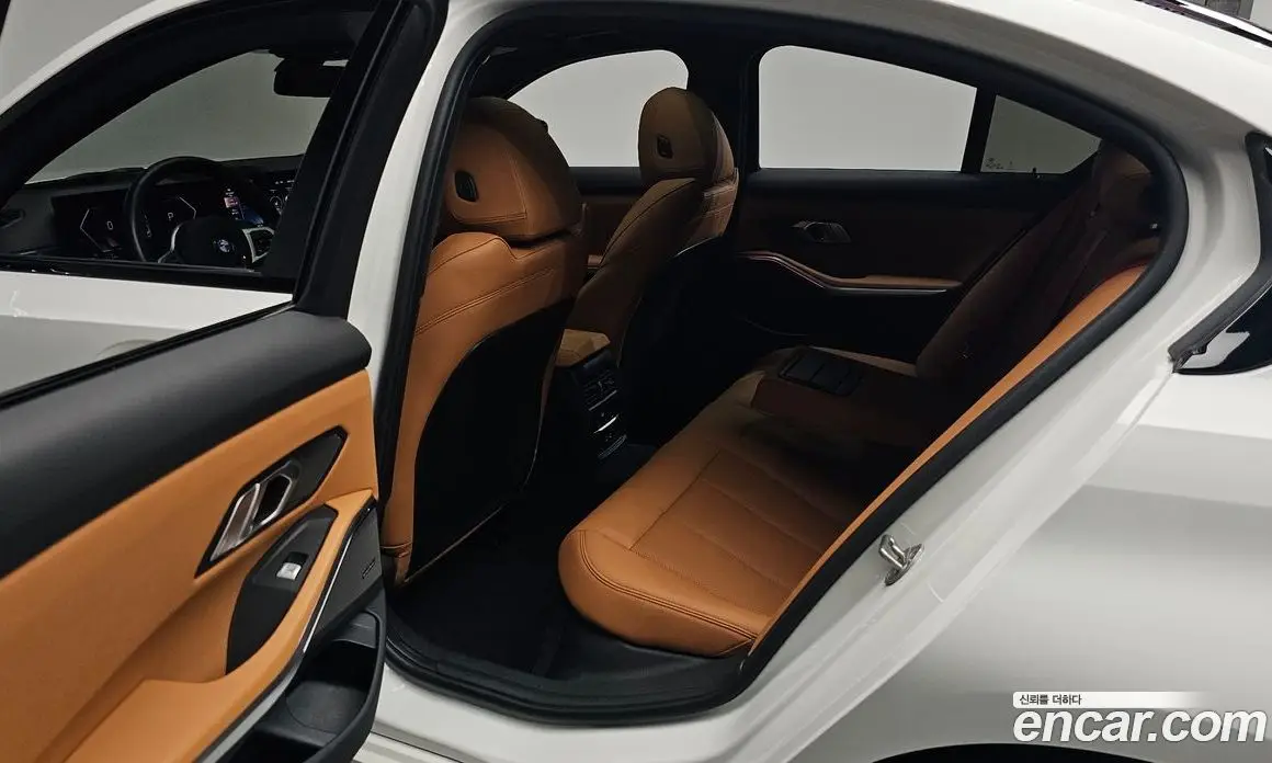 BMW 3 серия 2024 2.0 автомат (гидро), фото 15