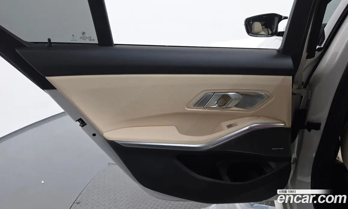 BMW 3 серия 2024 2.0 автомат (гидро), фото 14