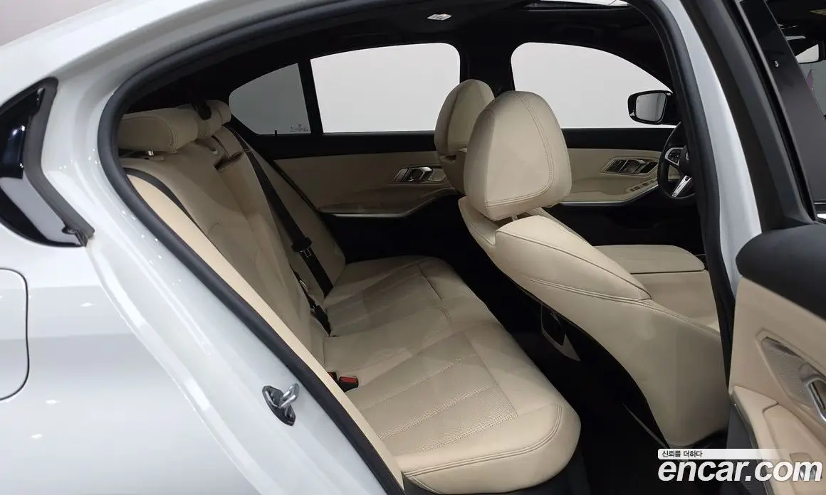 BMW 3 серия 2024 2.0 автомат (гидро), фото 16