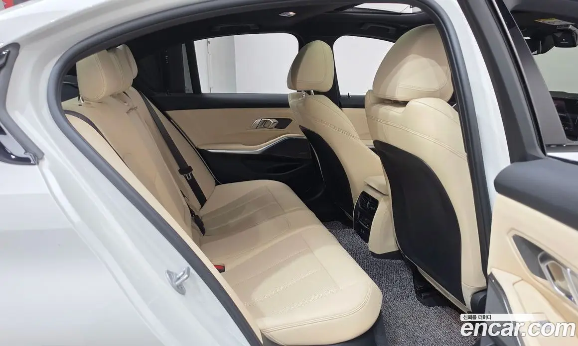 BMW 3 серия 2024 2.0 автомат (гидро), фото 17