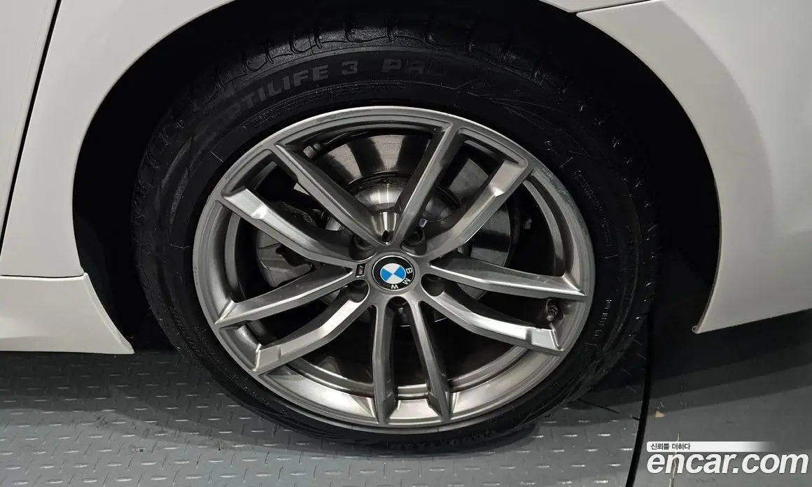 BMW 5 серия 2019 2.0 автомат (гидро), фото 7