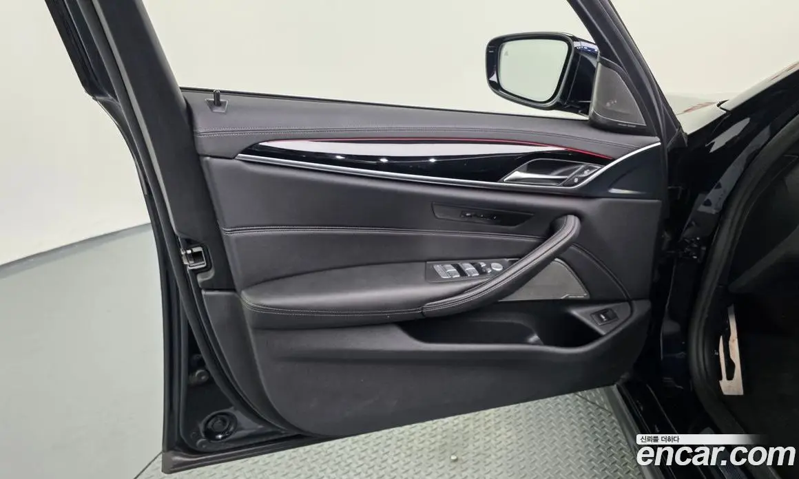 BMW 5 серия 2021 2.0 автомат (гидро), фото 14