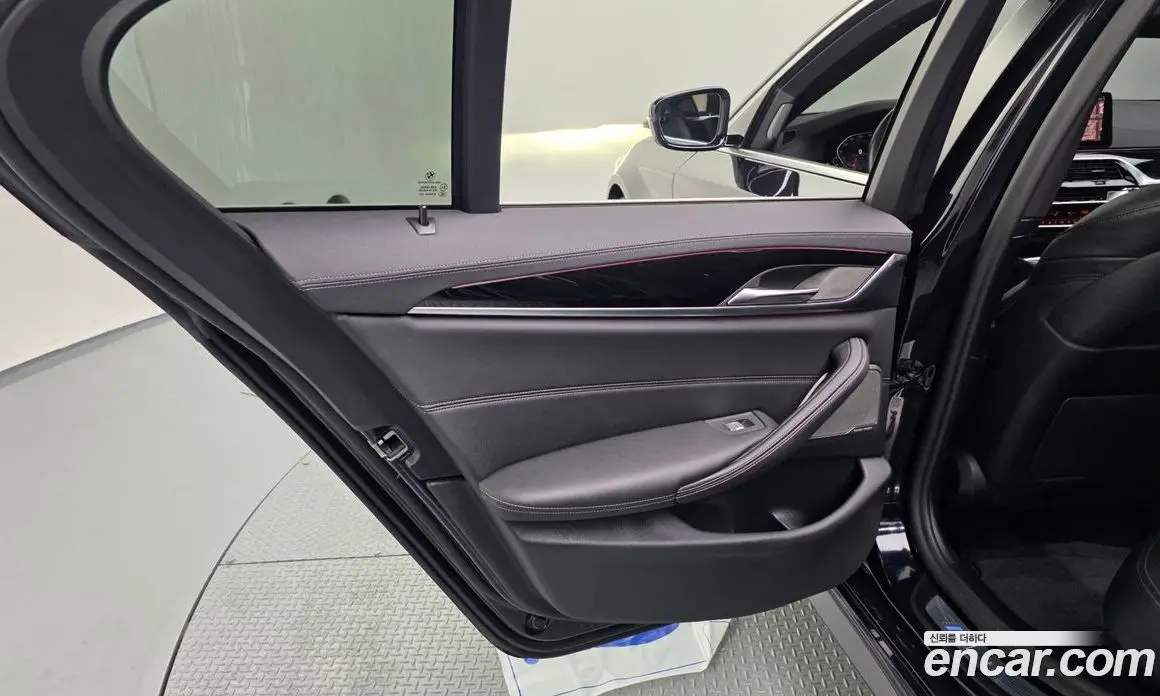 BMW 5 серия 2021 2.0 автомат (гидро), фото 15