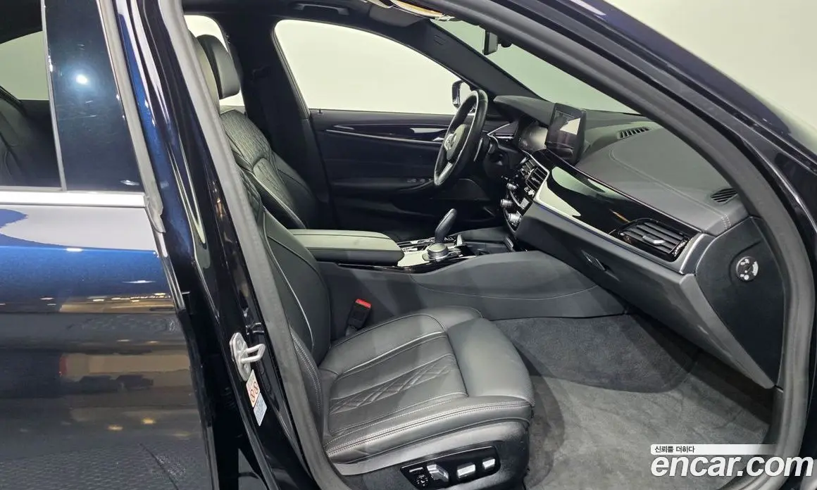 BMW 5 серия 2021 2.0 автомат (гидро), фото 17