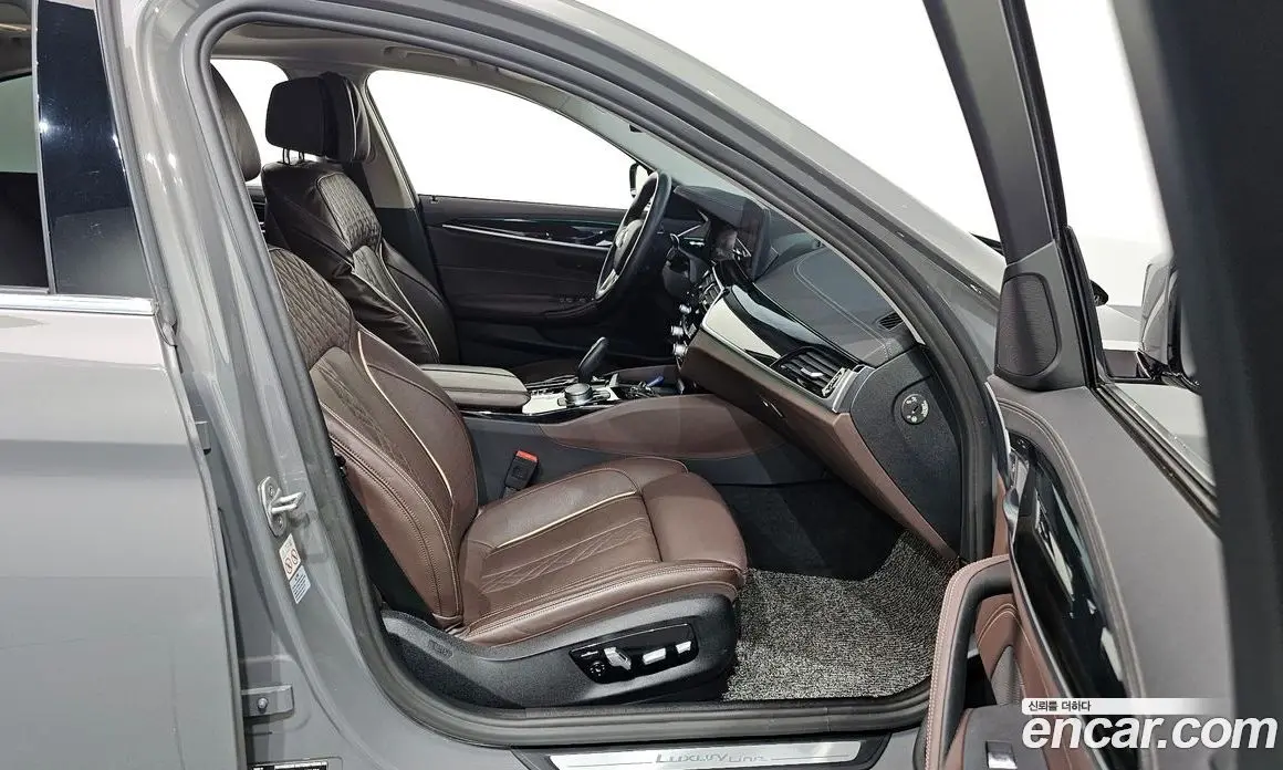 BMW 5 серия 2022 2.0 автомат (гидро), фото 17