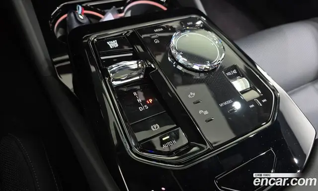 BMW 5 серия 2025 2.0 автомат (гидро), миниатюра 12