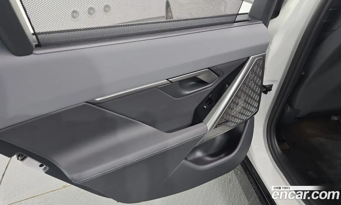 BMW 5 серия 2025 2.0 автомат (гидро), фото 15