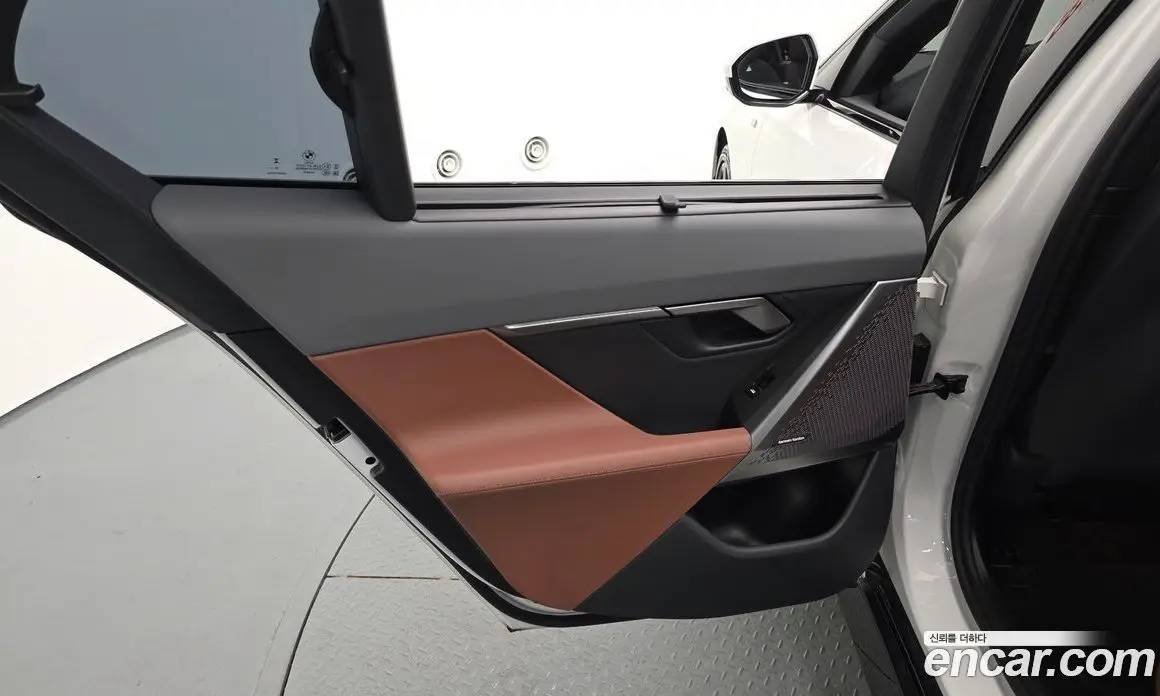 BMW 5 серия 2025 2.0 автомат (гидро), фото 14