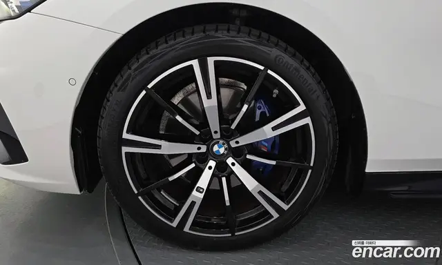 BMW 5 серия 2025 2.0 автомат (гидро), миниатюра 4